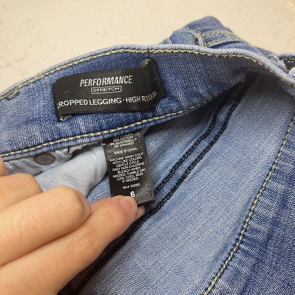 Cropped, Ripped Performance Express Jeans - Picture 5 of 5